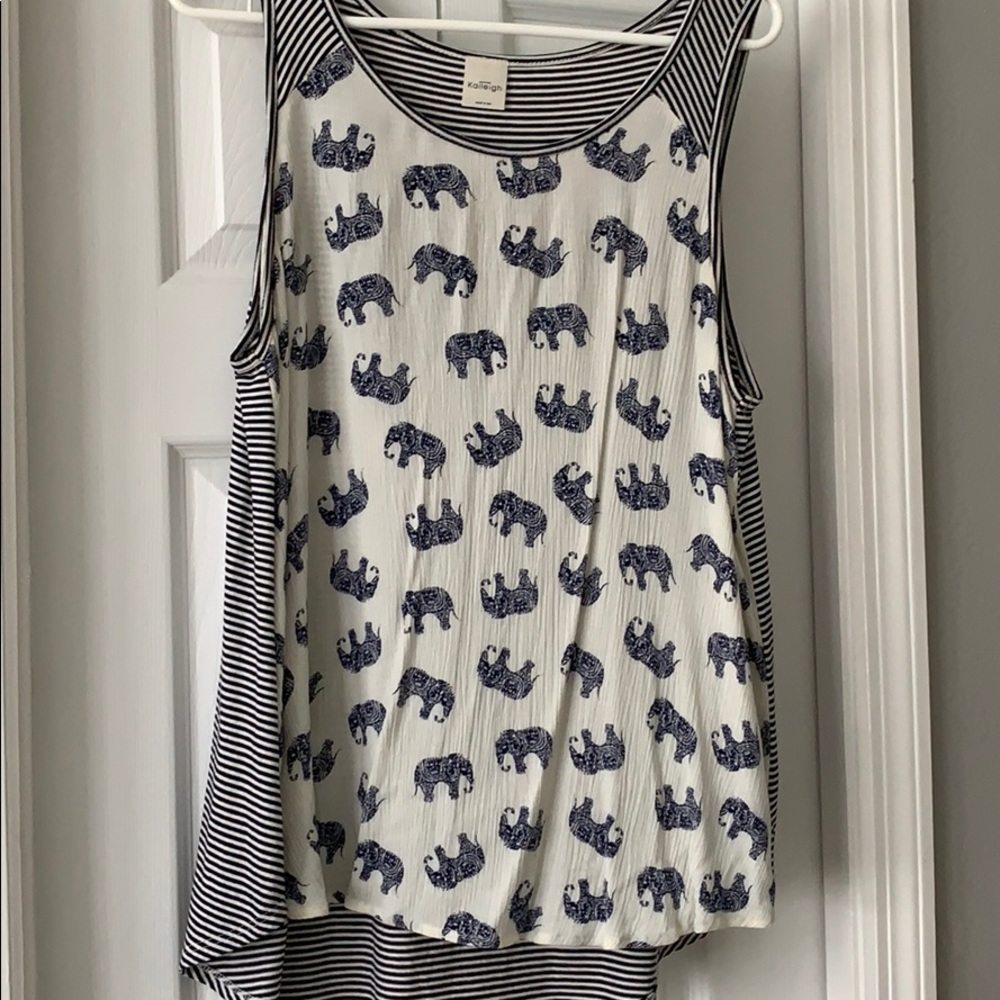 Sleeveless top with elephant design on the front